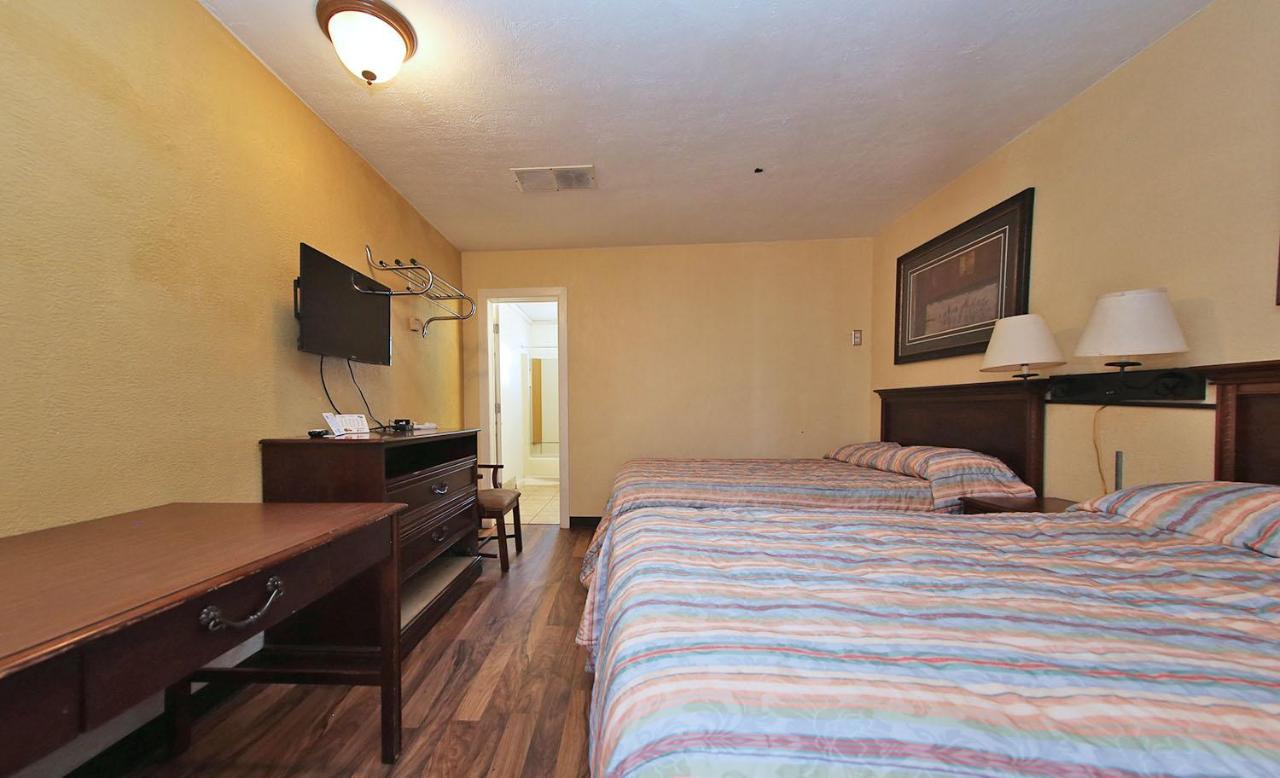 Guest Ranch Motel Cheyenne Buitenkant foto