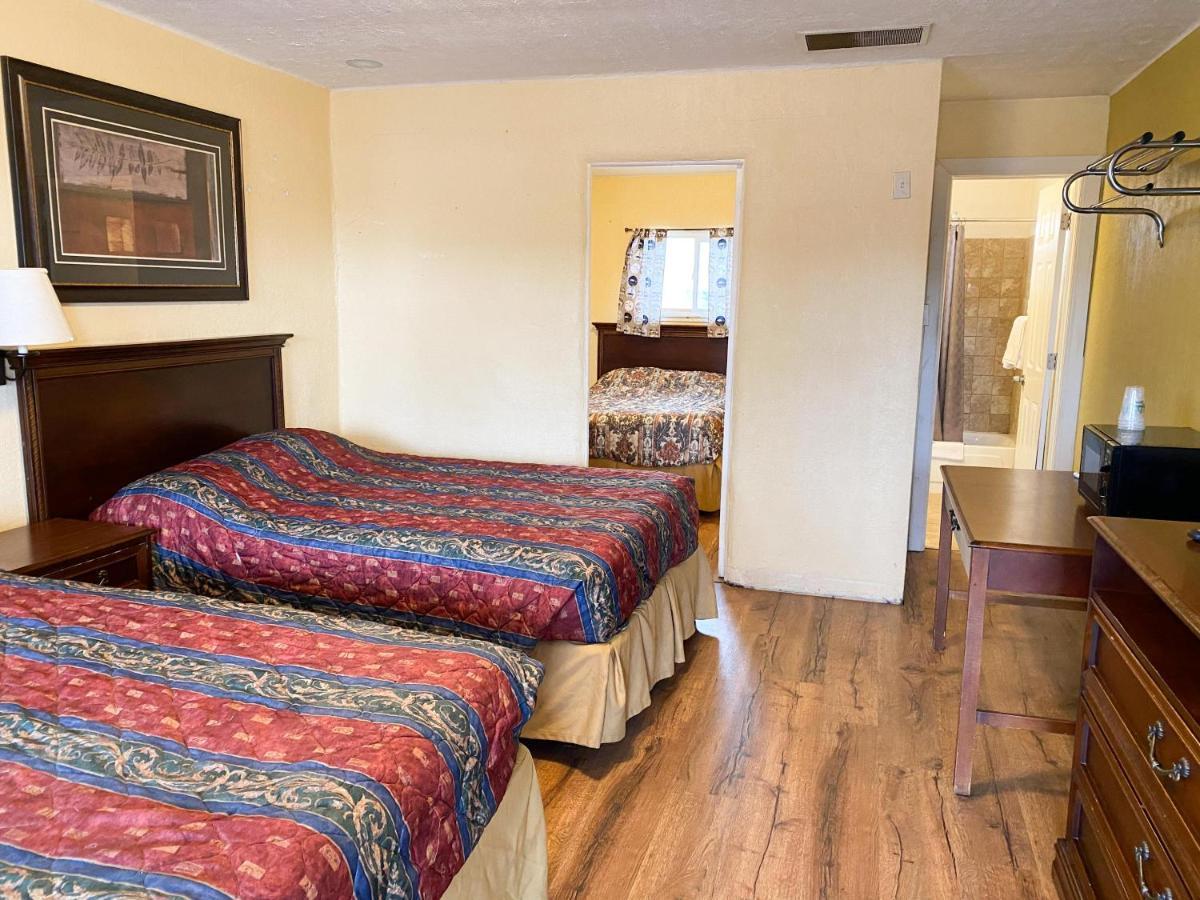 Guest Ranch Motel Cheyenne Buitenkant foto